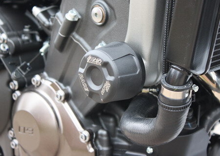 GSG Sturzpad Satz für Yamaha MT 09 Tracer (RN29) 13-16