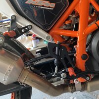 Verstellbare Vario-Fußrasten für den Sozius - passend für KTM 125 Duke Typ KTMISDUKE 2017-